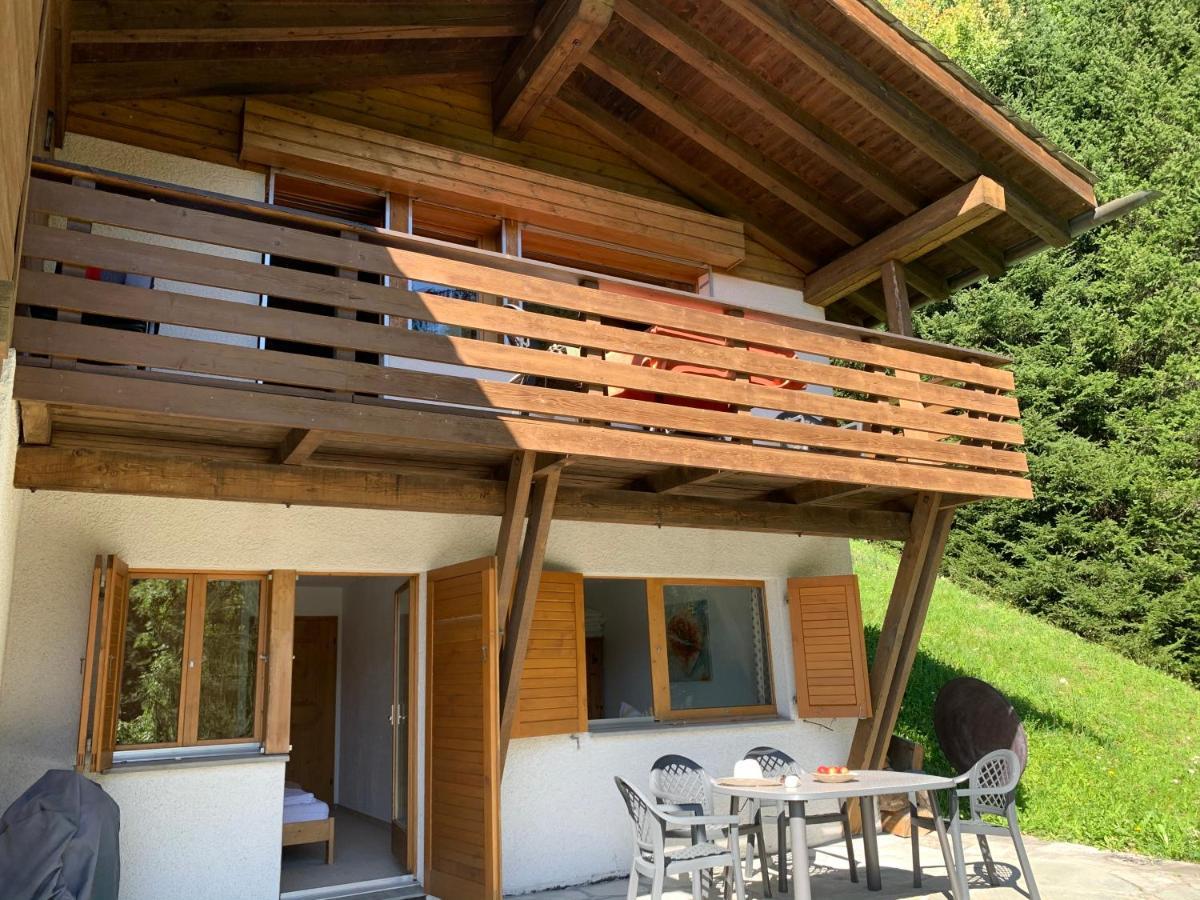 Ferienwohnung Laax Mit Traumblick, Grossem Balkon Und Terrasse Esterno foto