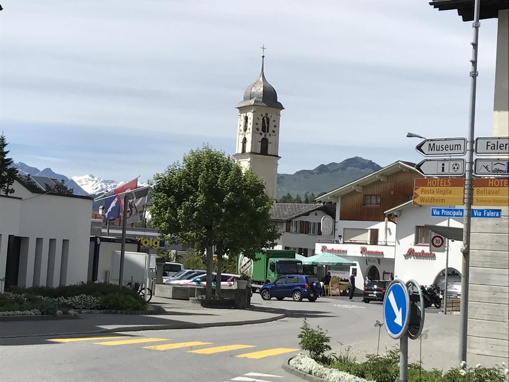 Ferienwohnung Laax Mit Traumblick, Grossem Balkon Und Terrasse Esterno foto