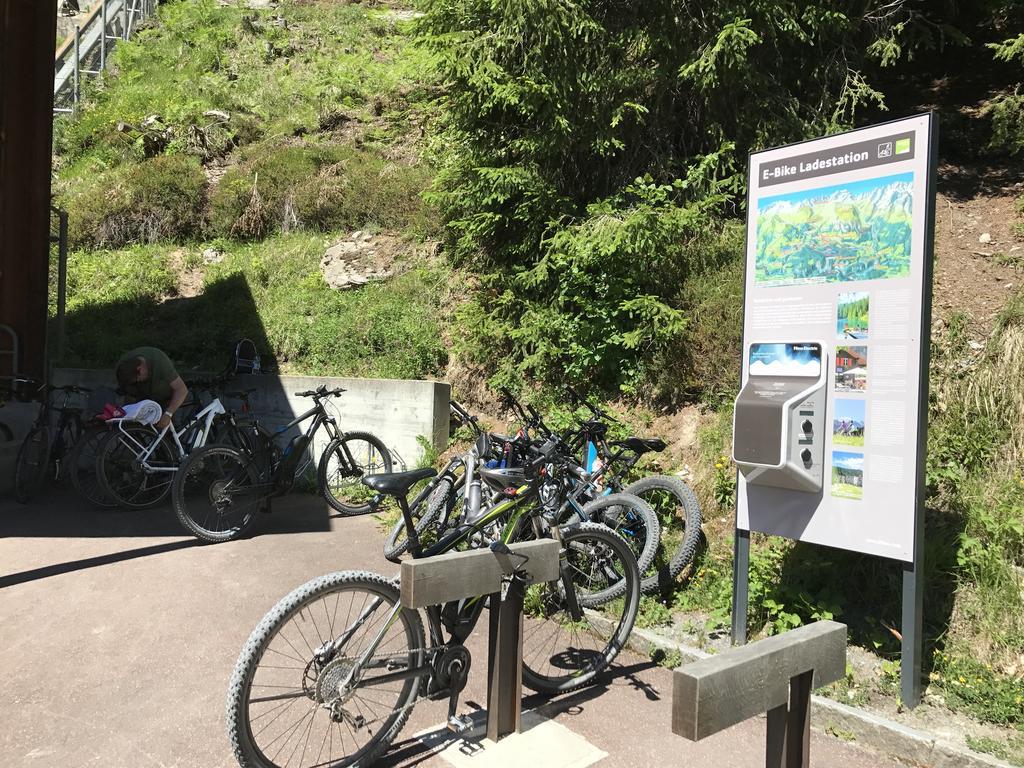 Ferienwohnung Laax Mit Traumblick, Grossem Balkon Und Terrasse Esterno foto