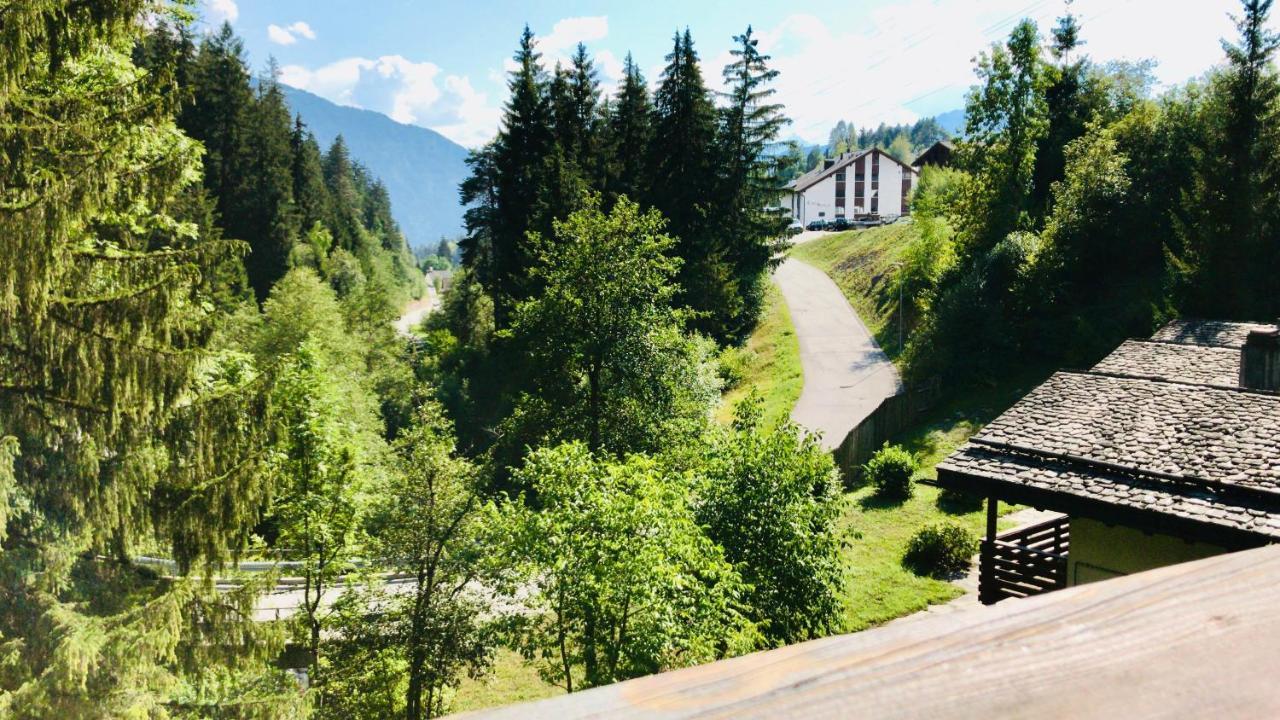 Ferienwohnung Laax Mit Traumblick, Grossem Balkon Und Terrasse Esterno foto